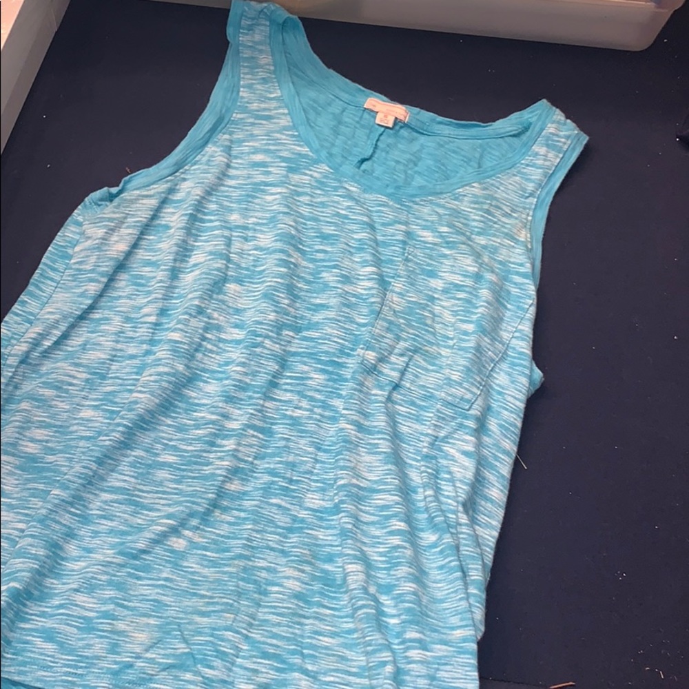 gap tank top
